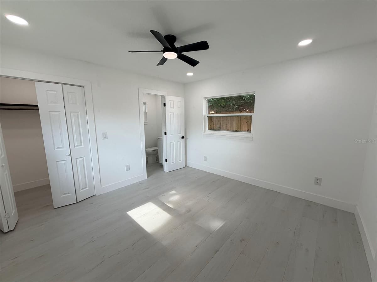 3117 LEROY STREET — photo 21 of 48