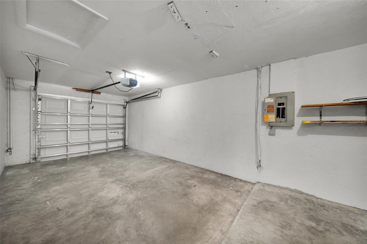 38 ABACO STREET — photo 20 of 24