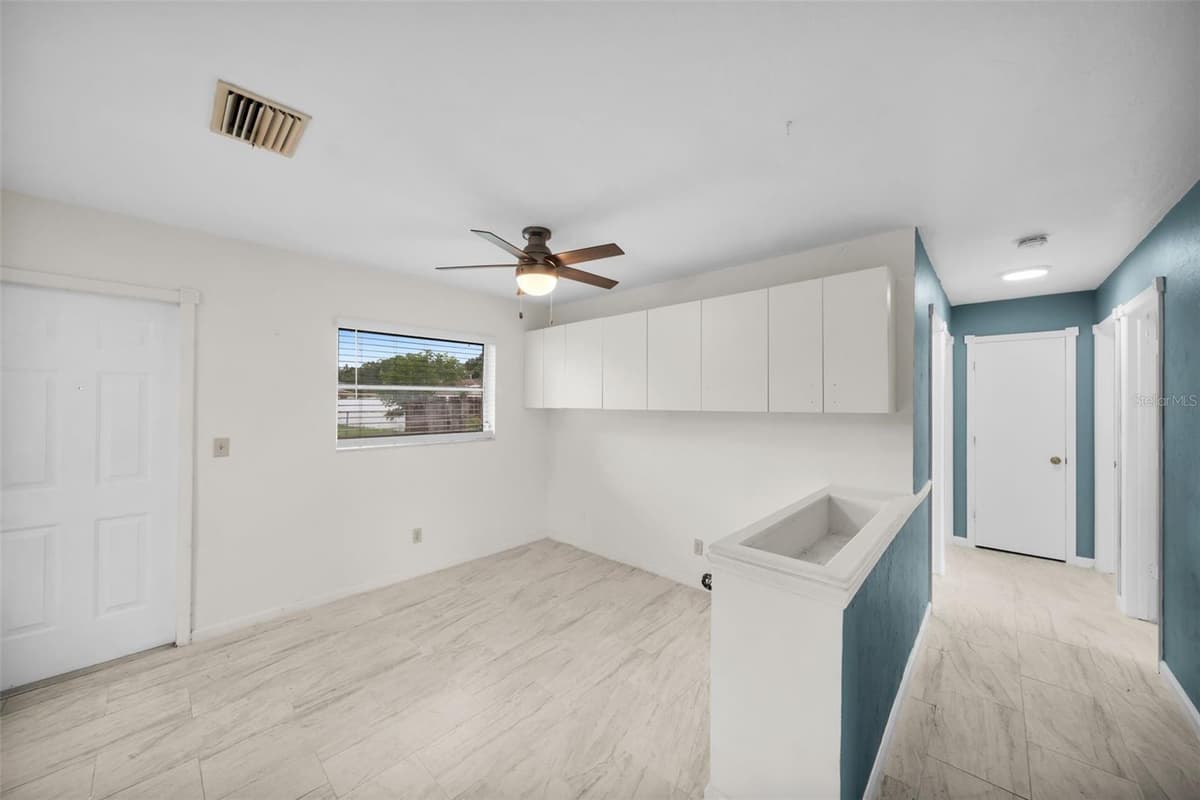 38 ABACO STREET — photo 4 of 24