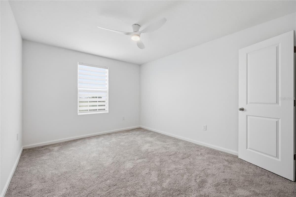 2504 PEONY PL — photo 31 of 40