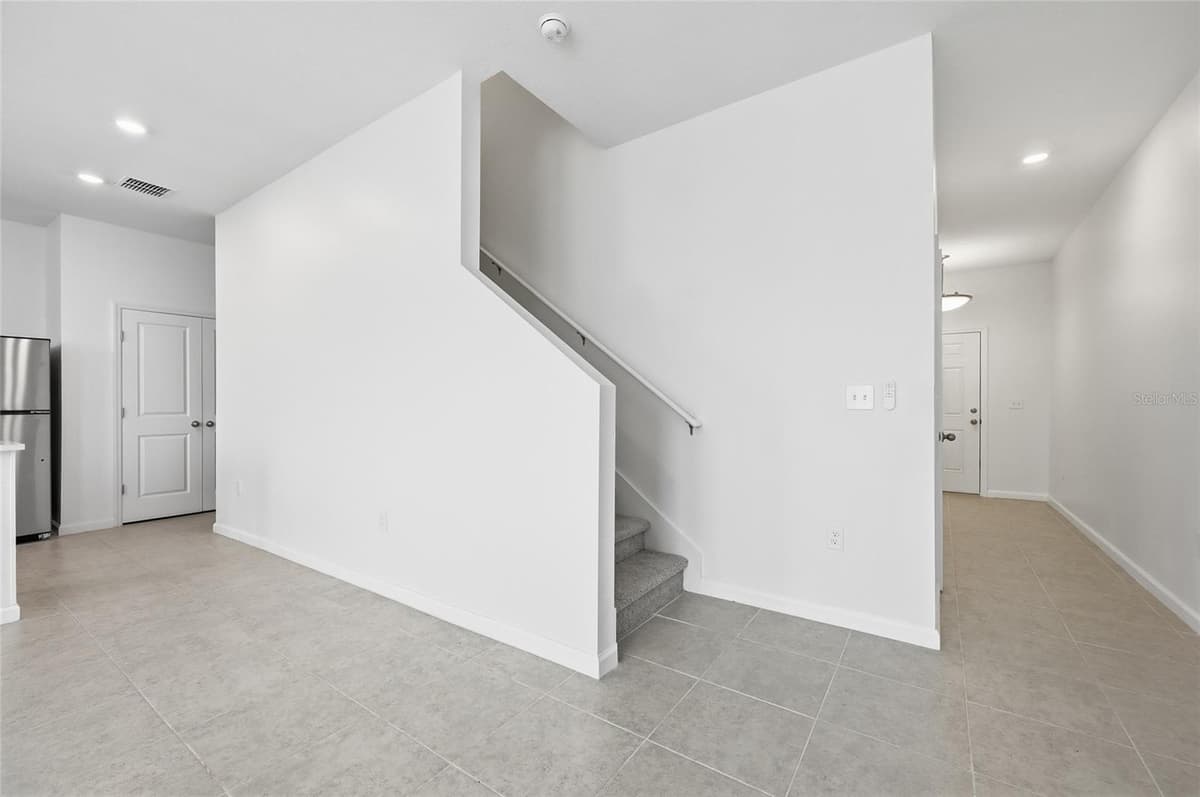 2504 PEONY PL — photo 21 of 40