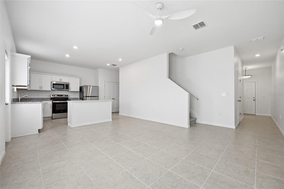 2504 PEONY PL — photo 20 of 40
