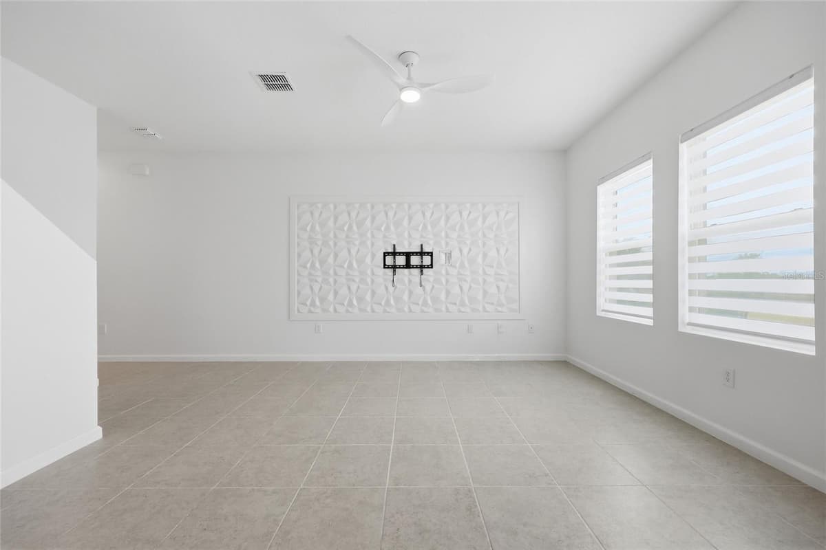 2504 PEONY PL — photo 19 of 40