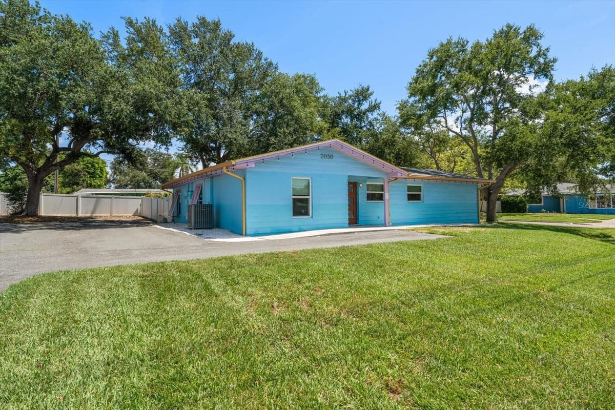 2050 BAY DRIVE — photo 57 of 61