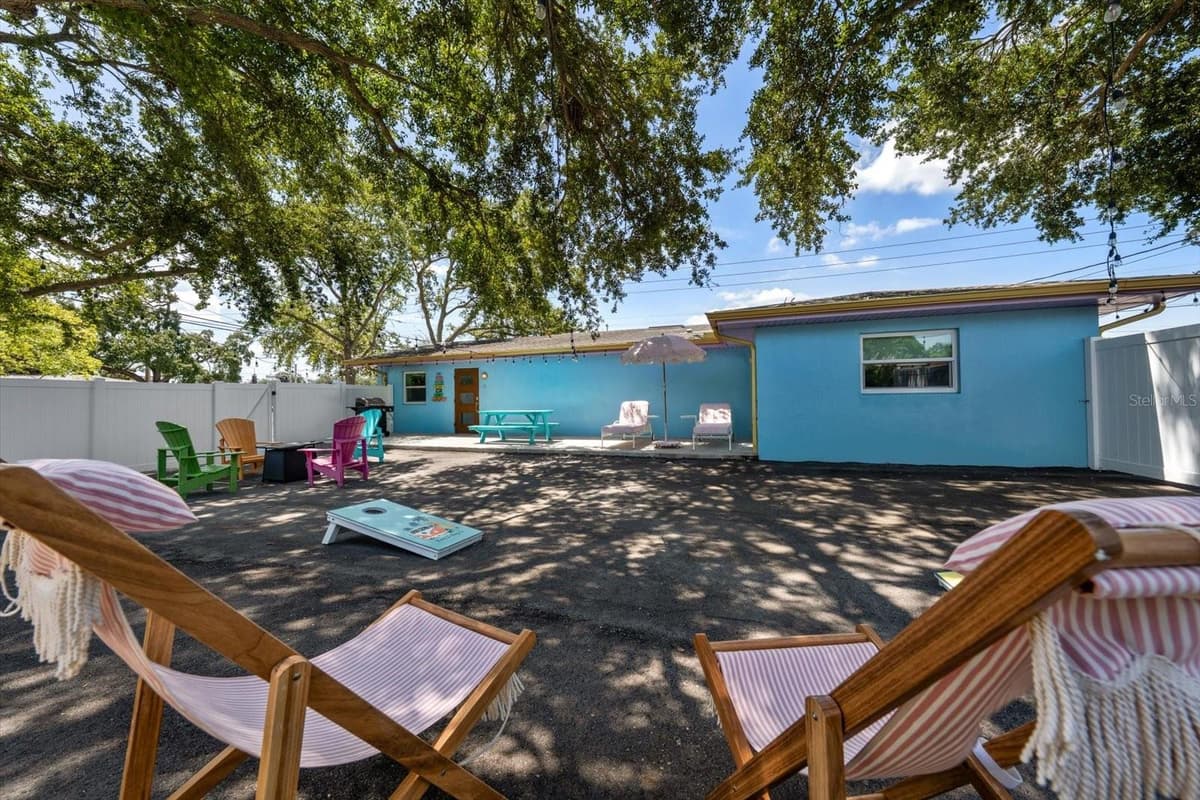 2050 BAY DRIVE — photo 41 of 61