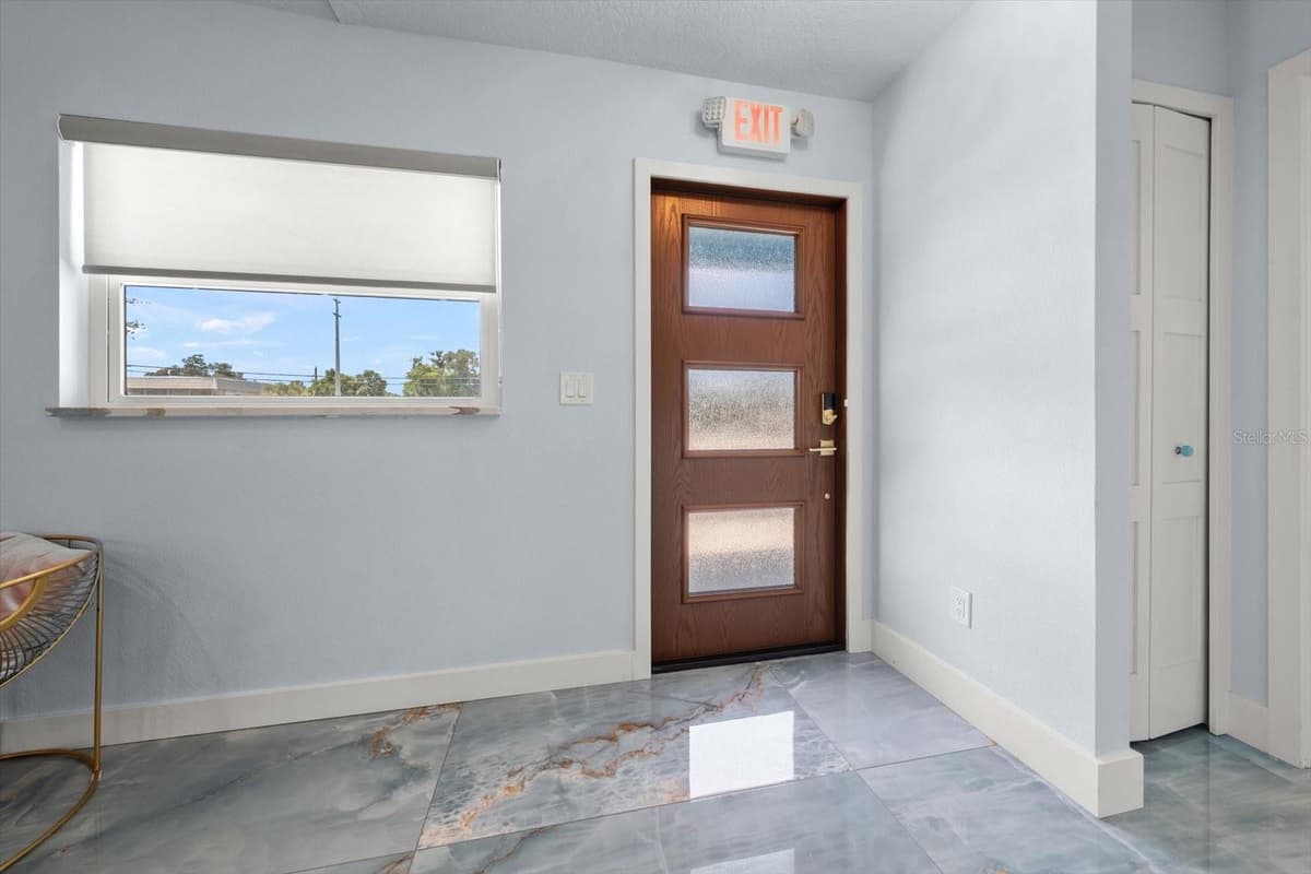 2050 BAY DRIVE — photo 33 of 61
