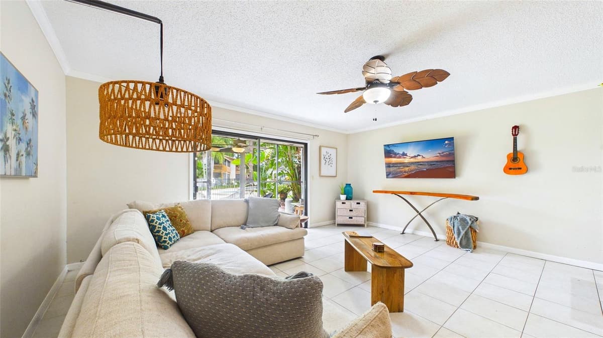 2122 TARPON LANDINGS DRIVE — photo 5 of 47