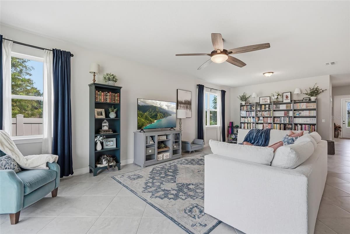 4678 DOVER BLUFF COURT — photo 13 of 48