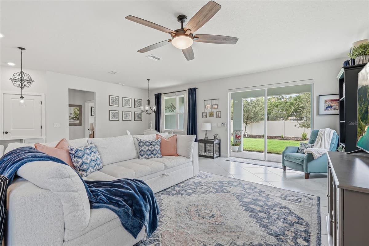 4678 DOVER BLUFF COURT — photo 12 of 48