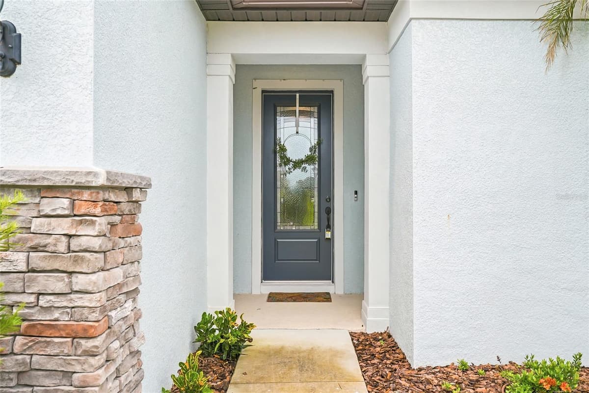 4678 DOVER BLUFF COURT — photo 4 of 48