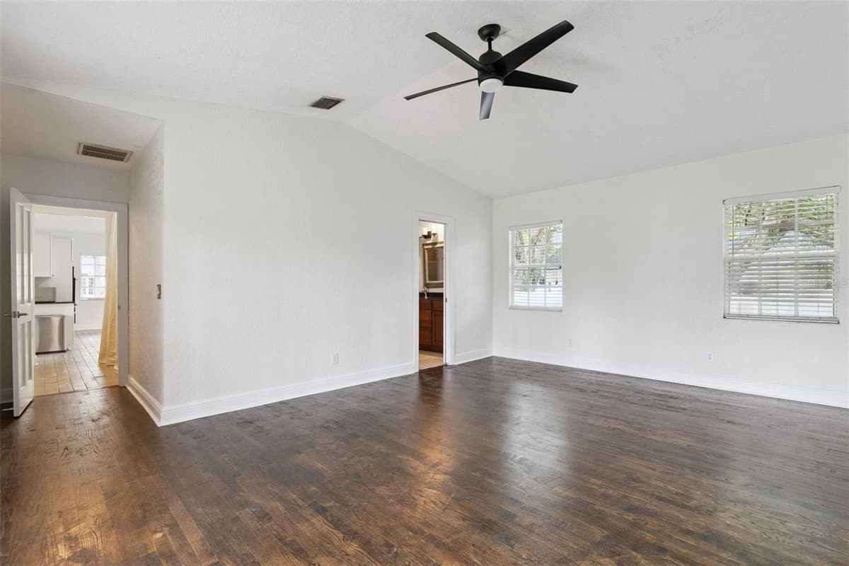 207 SUMMERLIN AVENUE — photo 14 of 36
