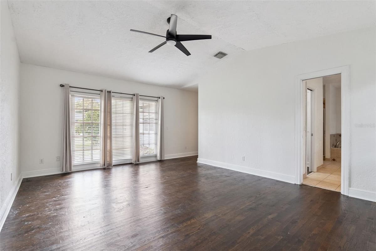 207 SUMMERLIN AVENUE — photo 9 of 36