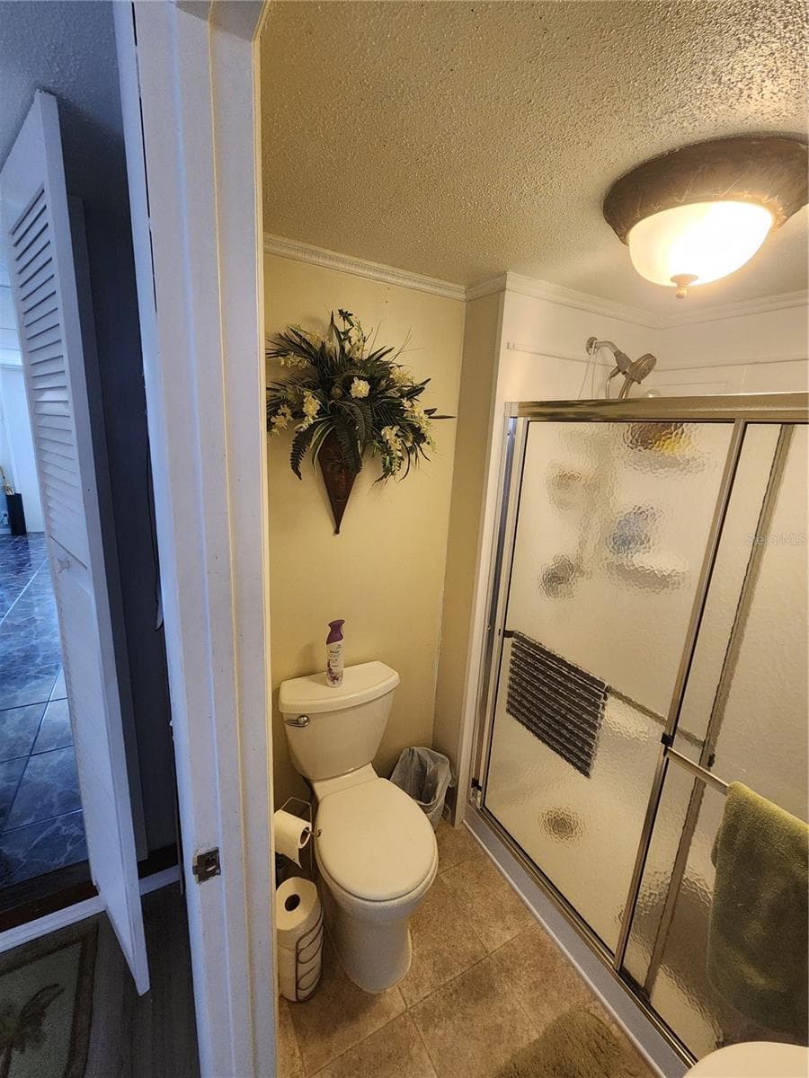 130 CAPRI DRIVE — photo 18 of 25