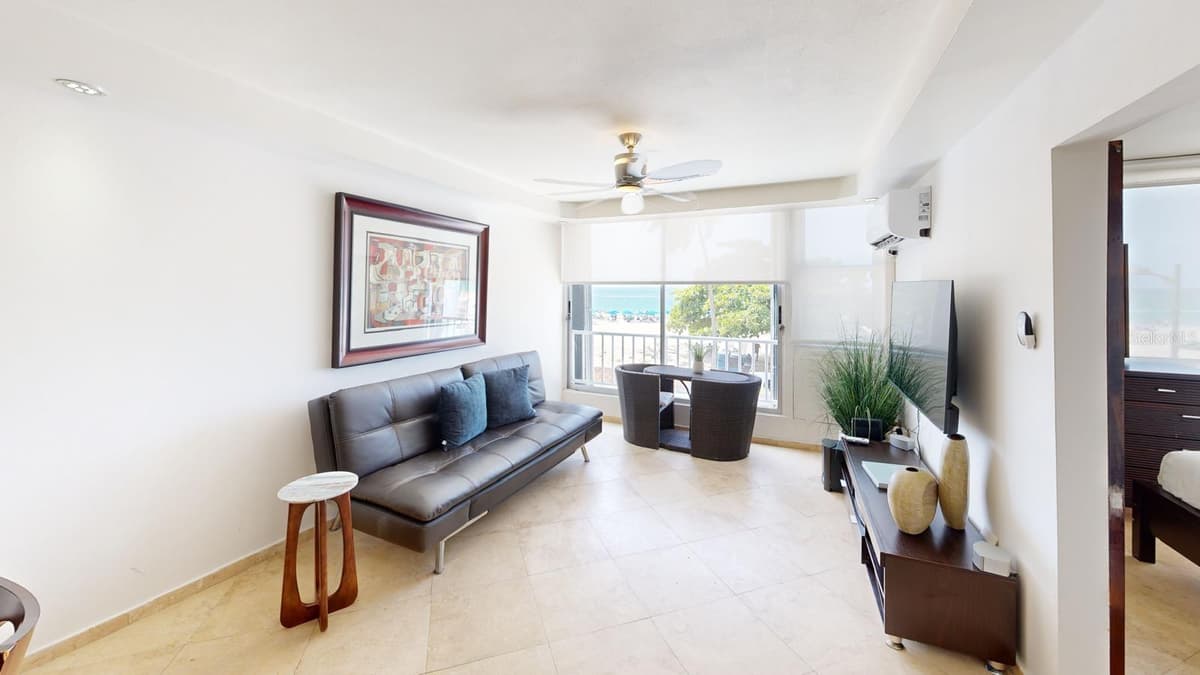Ave Isla Verde RACQUET CLUB — photo 3 of 12