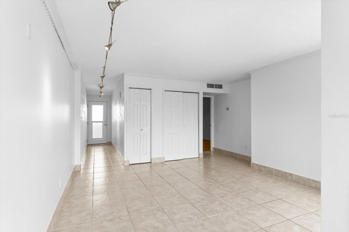 33 GULFSTREAM AVENUE — photo 25 of 30