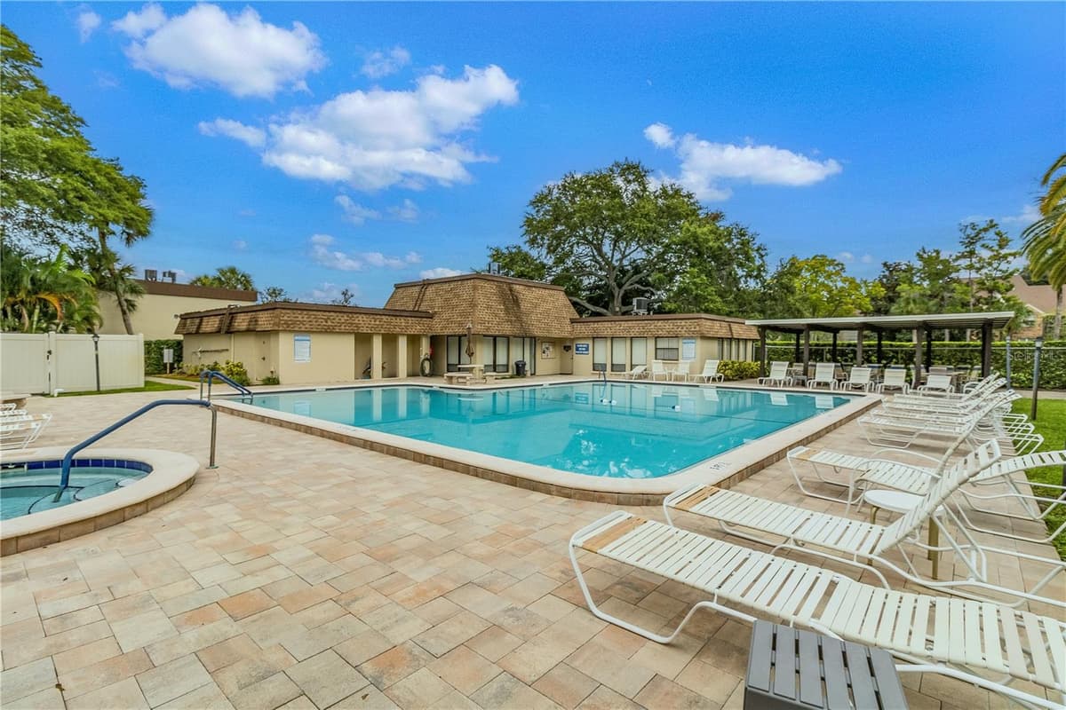 2400 WINDING CREEK BOULEVARD — photo 23 of 28