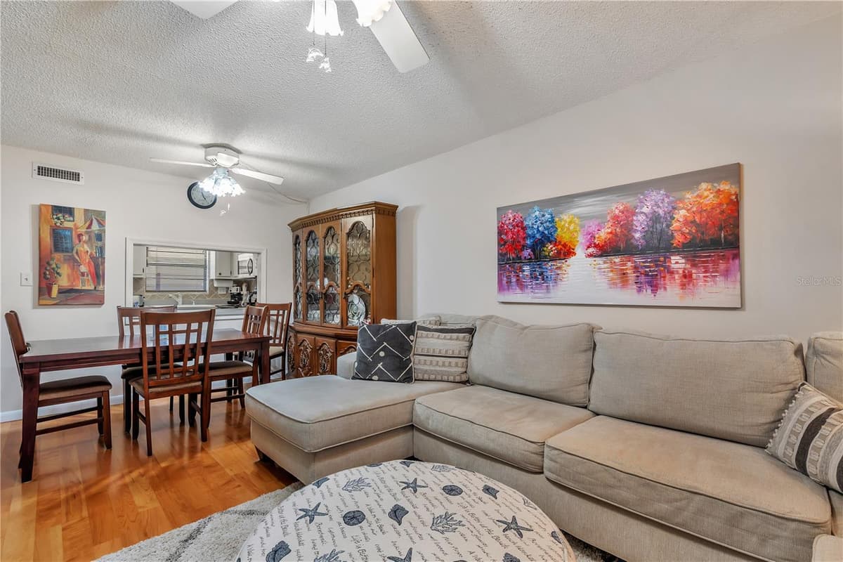 2400 WINDING CREEK BOULEVARD — photo 3 of 28