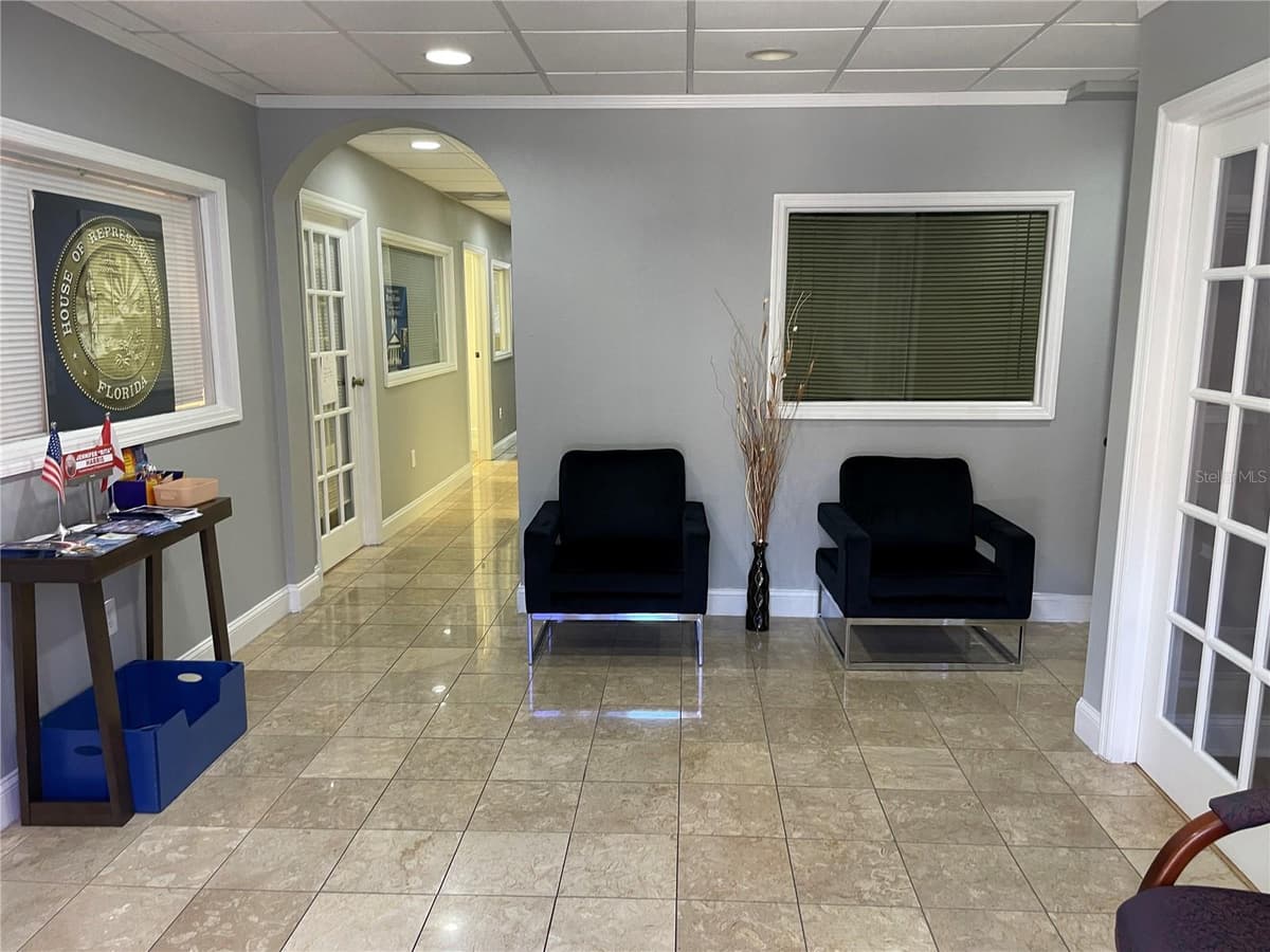 2151 CONSULATE DRIVE — photo 10 of 19