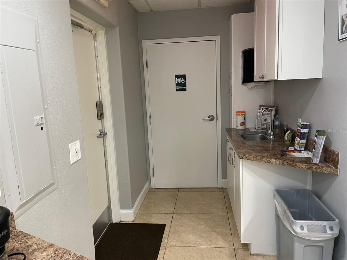 2151 CONSULATE DRIVE — photo 11 of 19