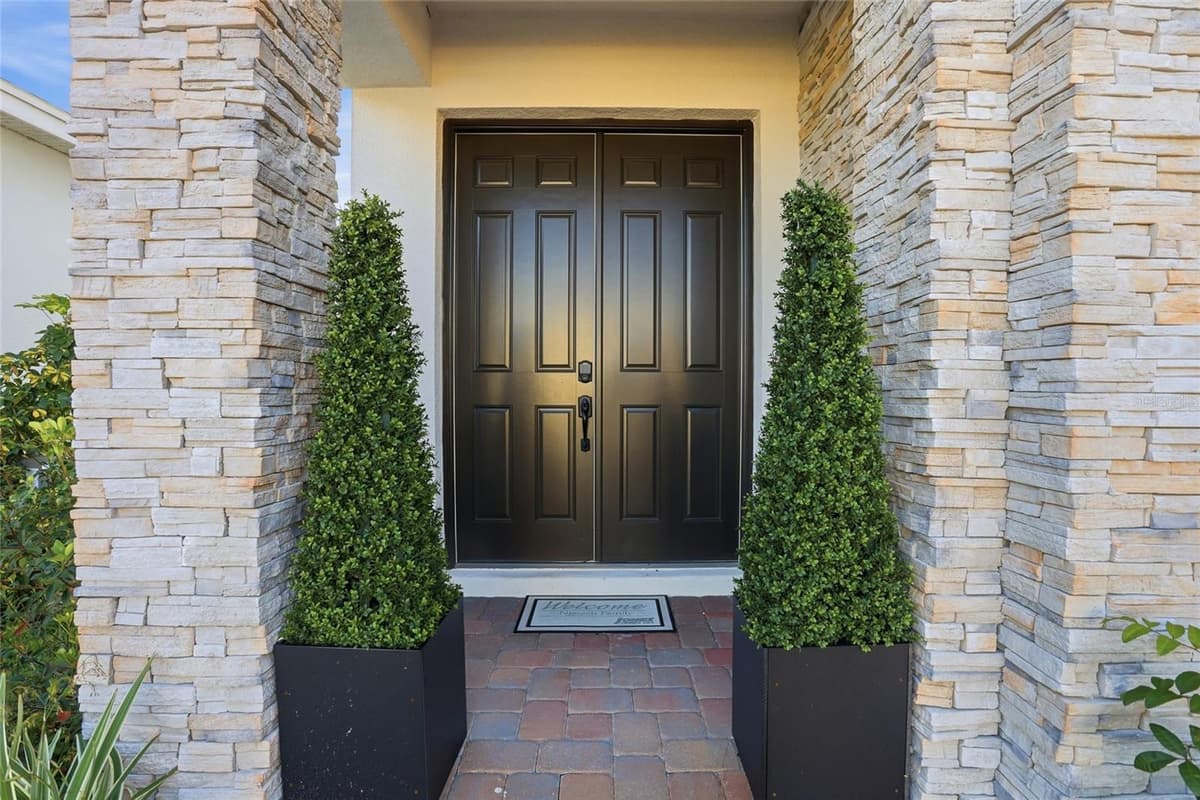 5170 BUTTONSAGE — photo 3 of 40