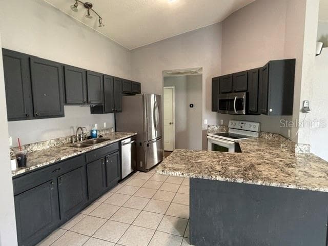 158 EAGLE POINT BOULEVARD — photo 3 of 22