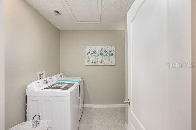621 BROADOAK DRIVE — photo 32 of 42