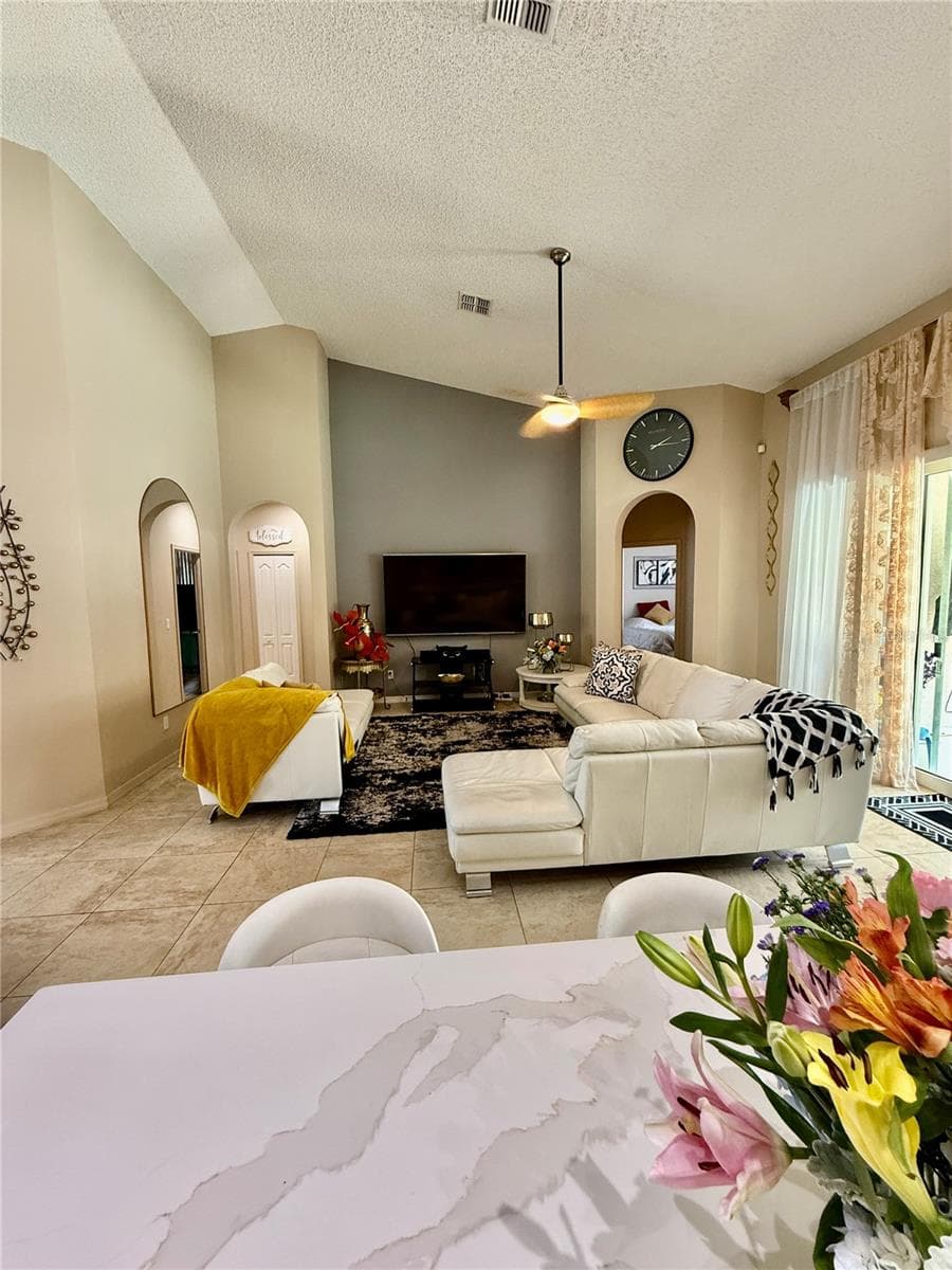 1748 FLORENCE VISTA BOULEVARD — photo 6 of 38