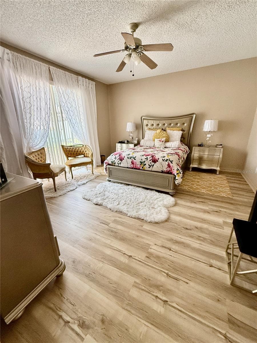 1748 FLORENCE VISTA BOULEVARD — photo 16 of 38