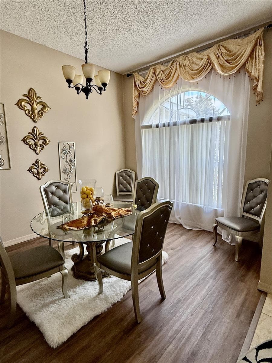 1748 FLORENCE VISTA BOULEVARD — photo 4 of 38