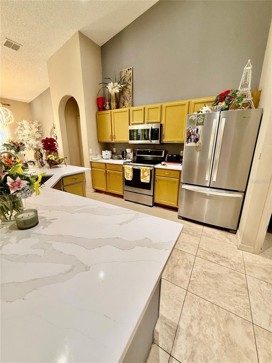 1748 FLORENCE VISTA BOULEVARD — photo 10 of 38