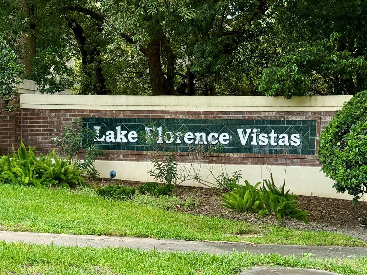 1748 FLORENCE VISTA BOULEVARD — photo 34 of 38