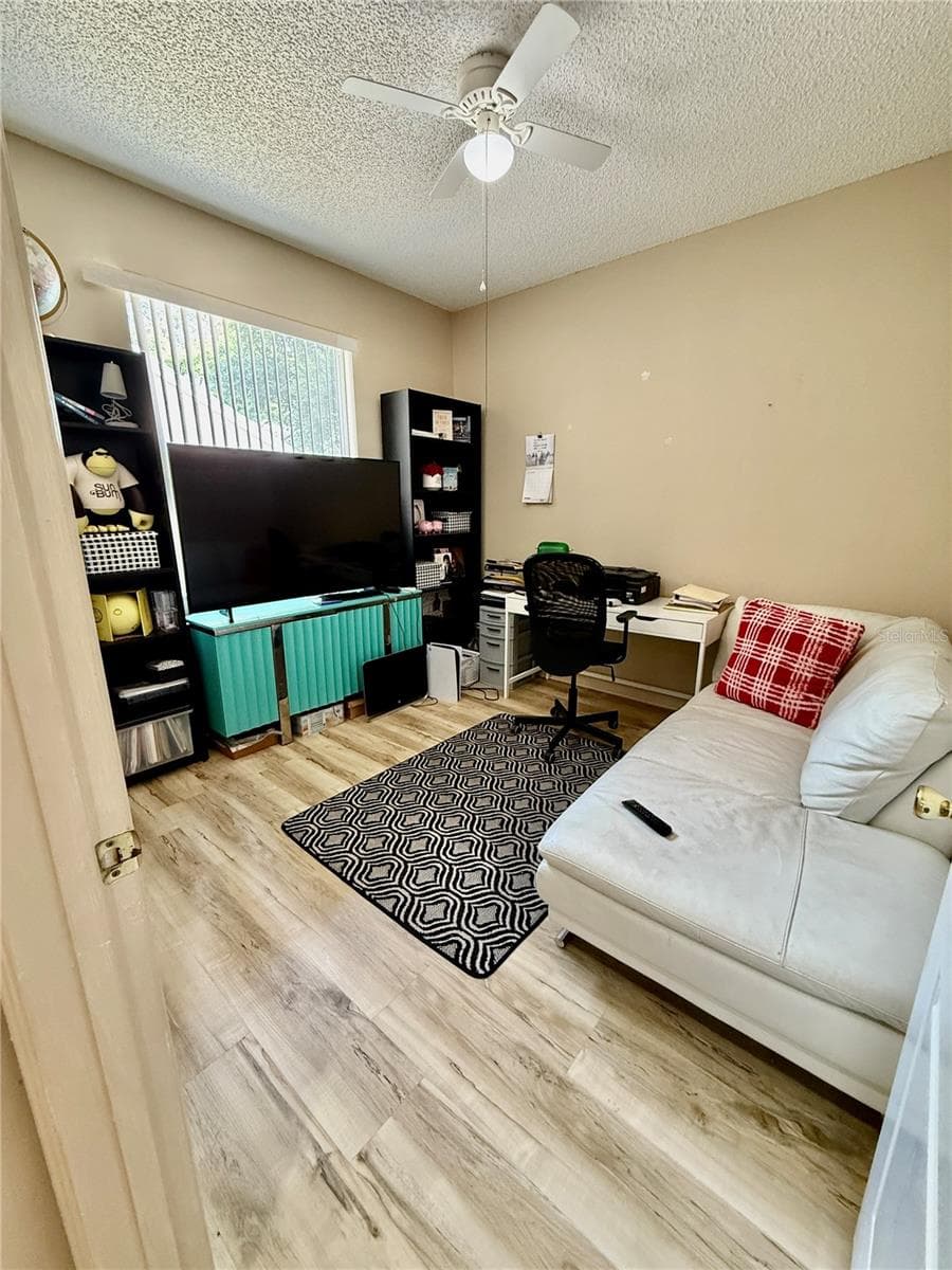 1748 FLORENCE VISTA BOULEVARD — photo 25 of 38