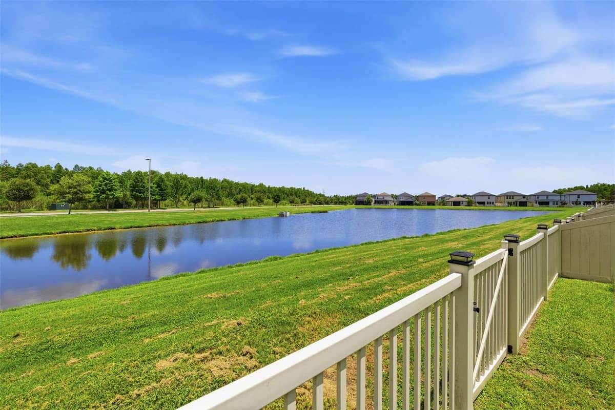 2920 GRIDIRON ISLE — photo 37 of 48