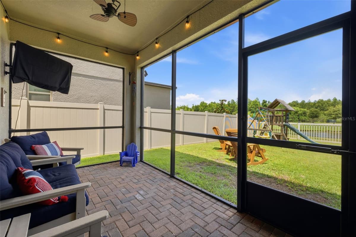 2920 GRIDIRON ISLE — photo 8 of 48