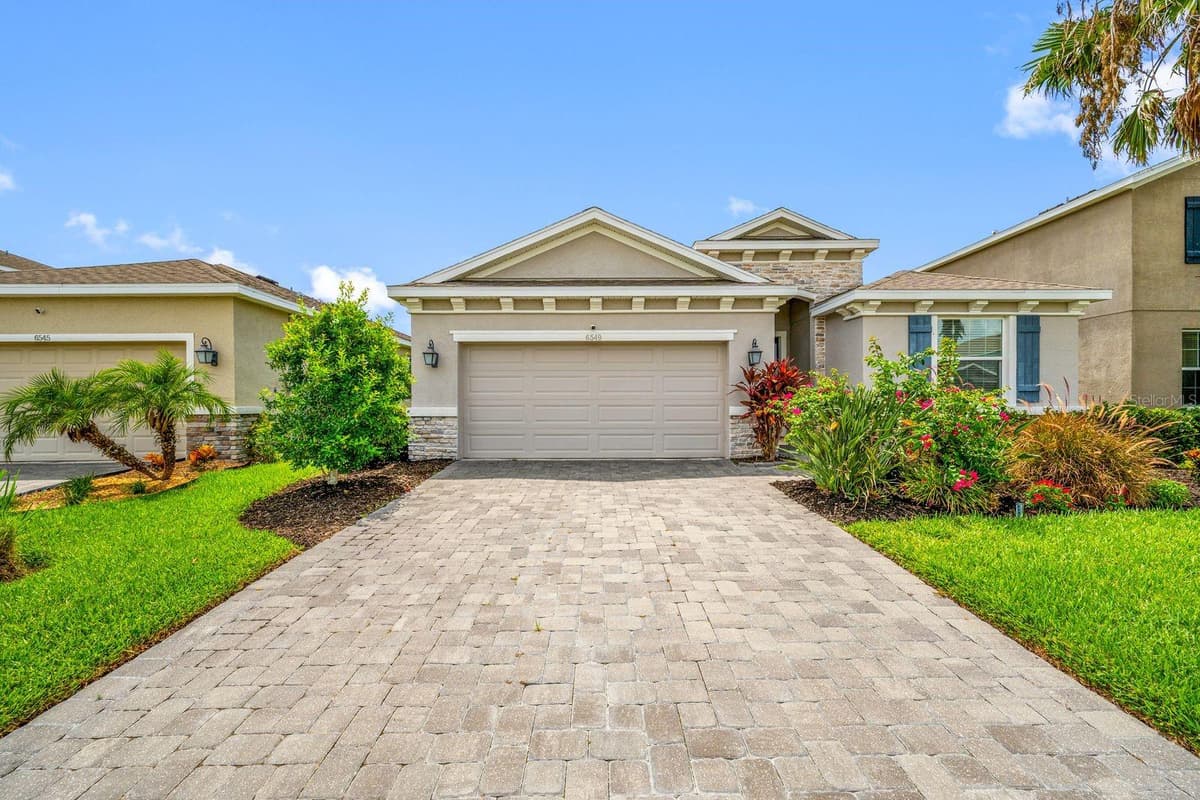 6549 DEVESTA LOOP — photo 4 of 73