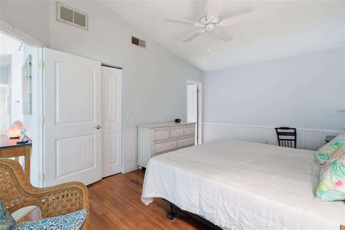 308 CHARTLEY COURT — photo 26 of 44