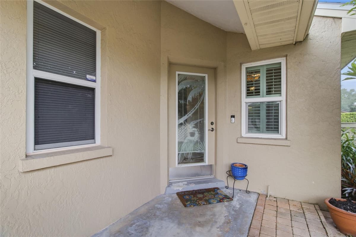 308 CHARTLEY COURT — photo 6 of 44