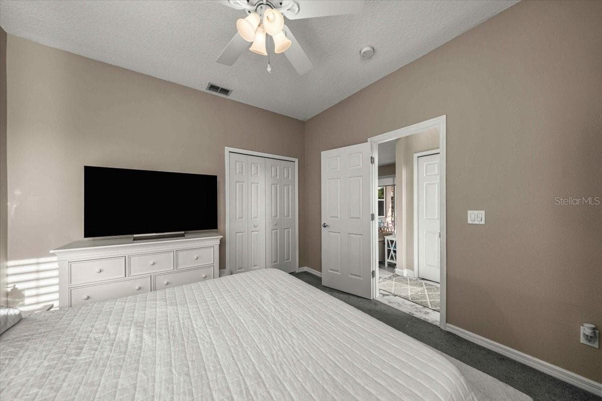 9095 LAUREL RIDGE DRIVE — photo 32 of 68