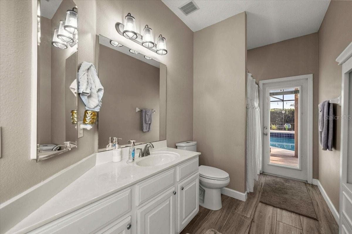 9095 LAUREL RIDGE DRIVE — photo 33 of 68