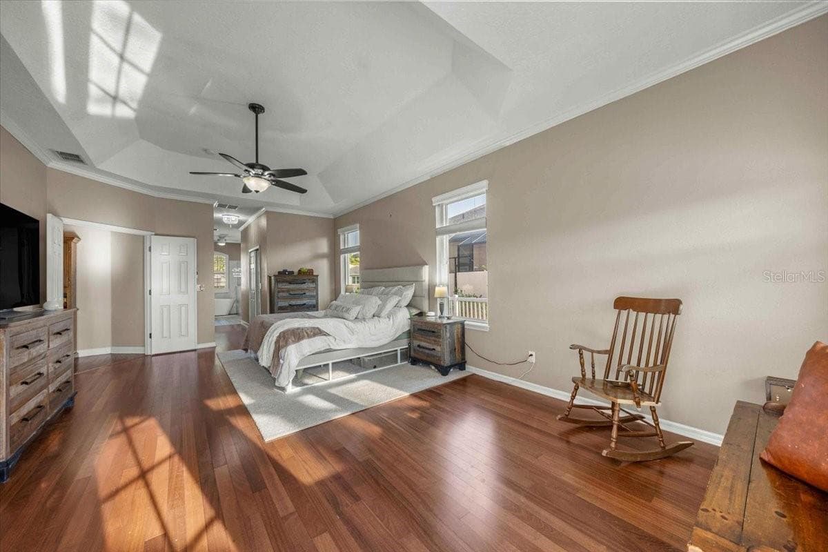 9095 LAUREL RIDGE DRIVE — photo 16 of 68