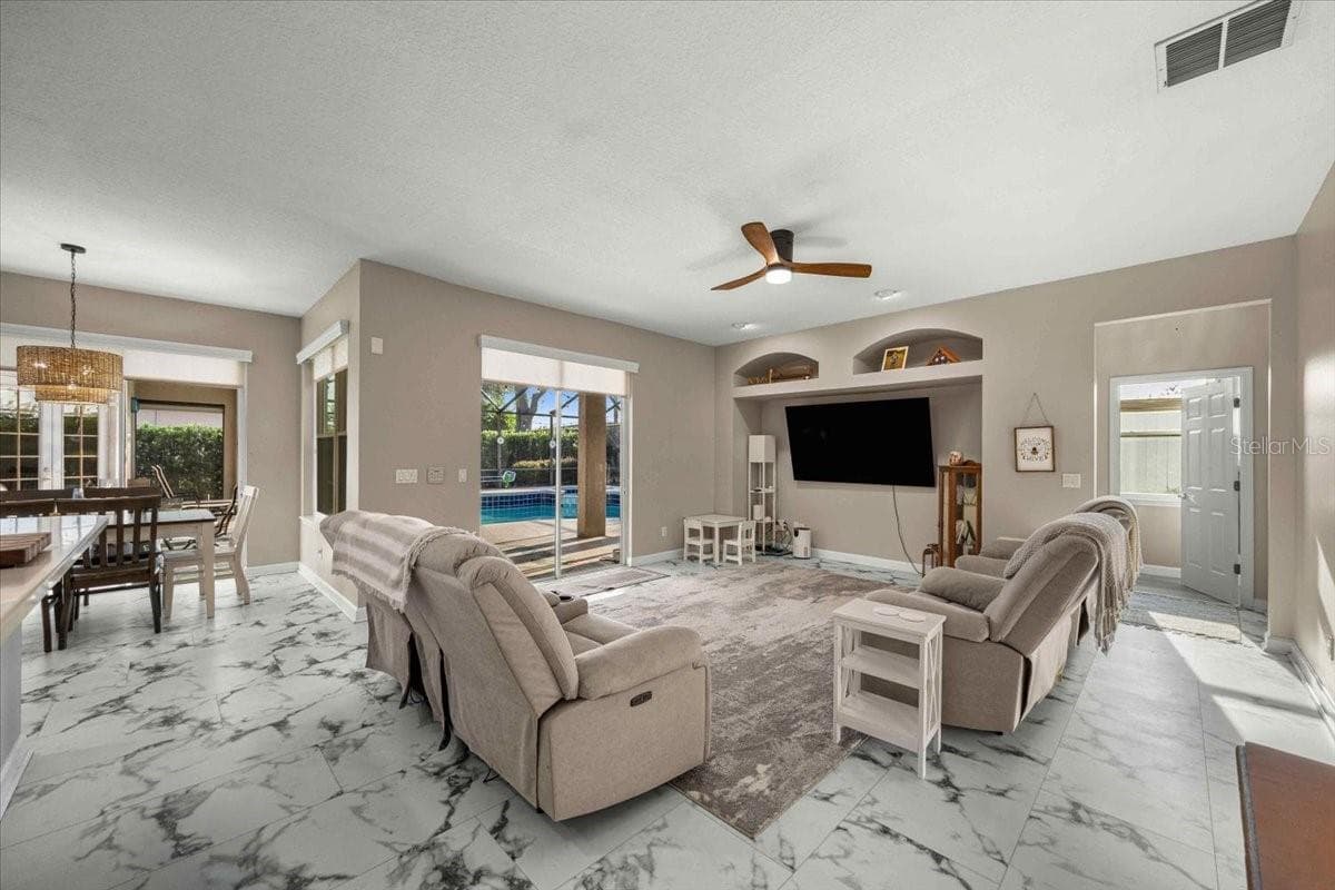 9095 LAUREL RIDGE DRIVE — photo 29 of 68