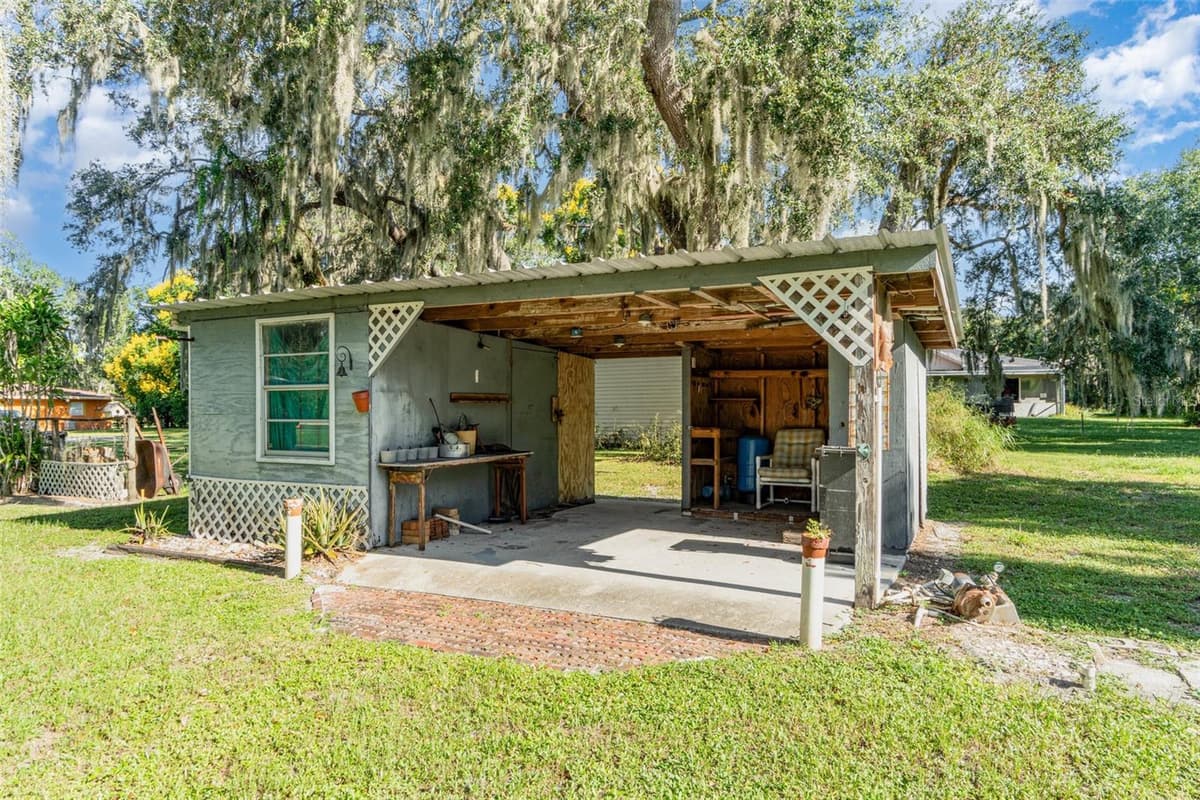 918 MAGNOLIA STREET — photo 4 of 16