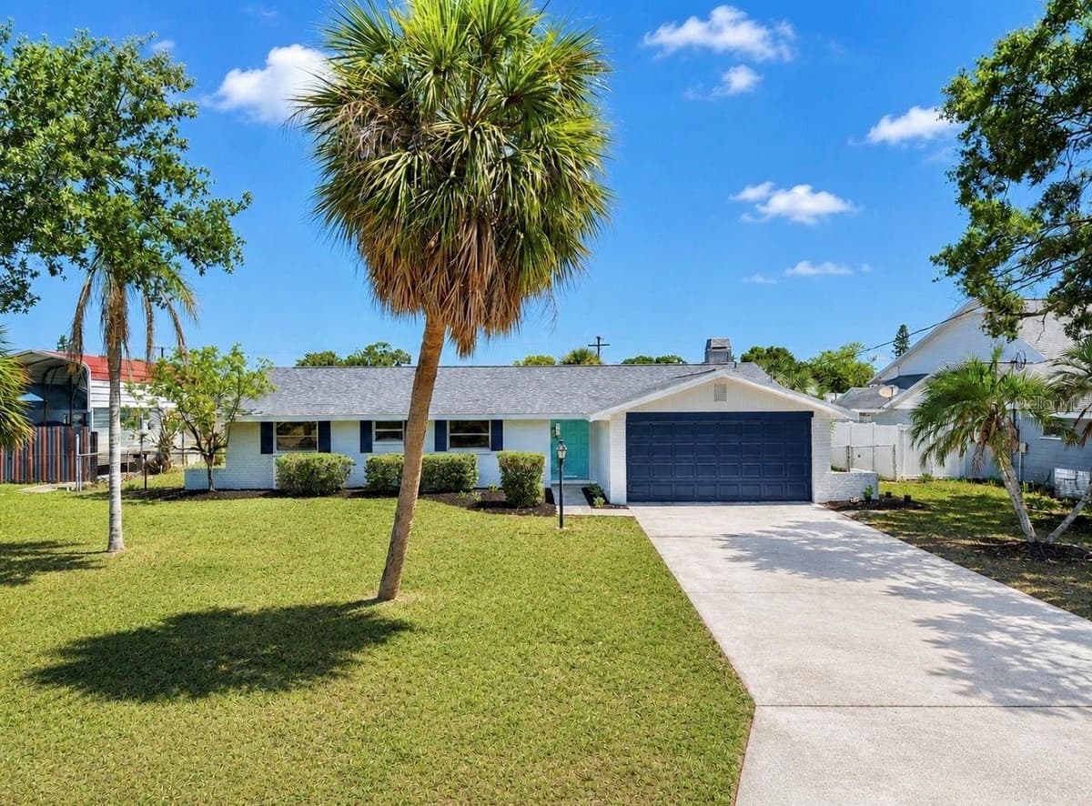 617 GOLF AND SEA BOULEVARD — photo 1 of 35