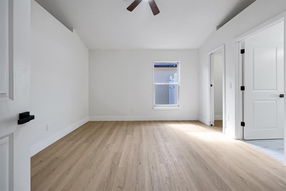 2455 PARSONS POND CIRCLE — photo 14 of 37