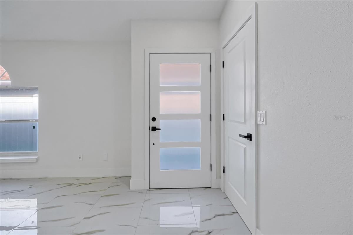 2455 PARSONS POND CIRCLE — photo 4 of 37