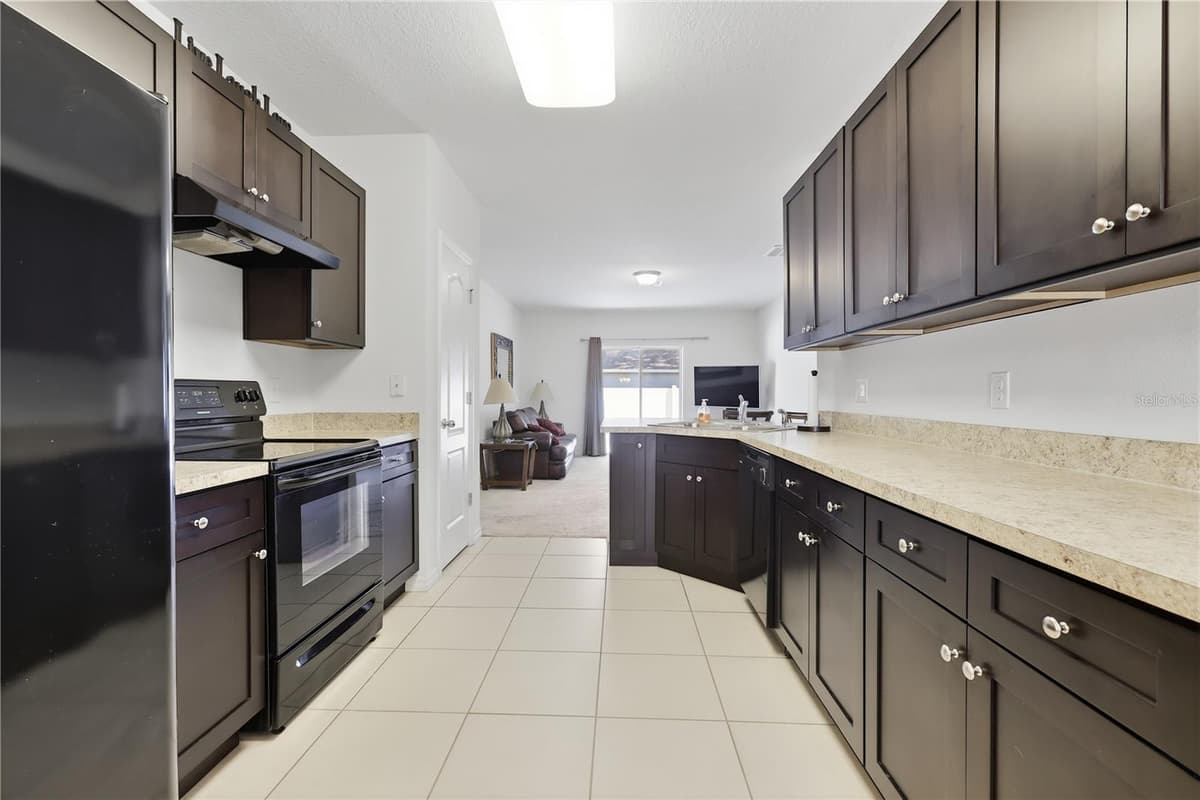 802 GRAND PARK COURT — photo 8 of 30