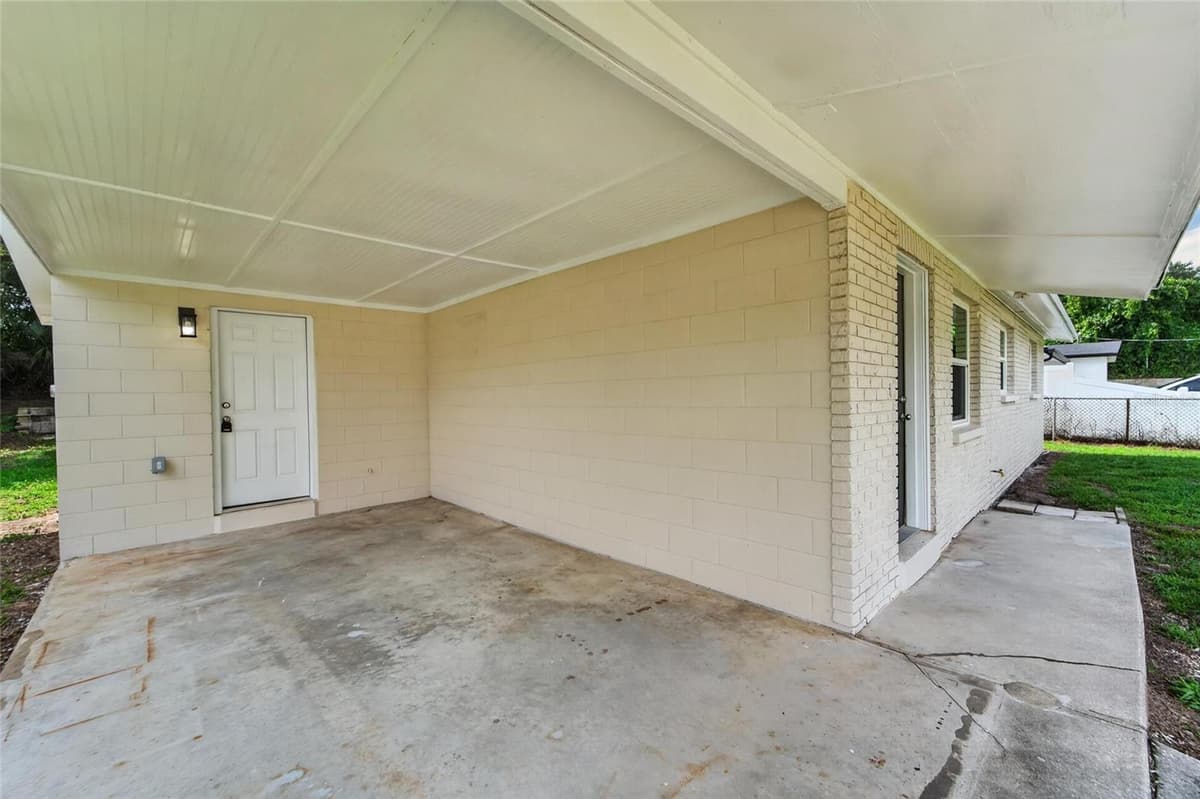 506 SHAMROCK ROAD — photo 38 of 51