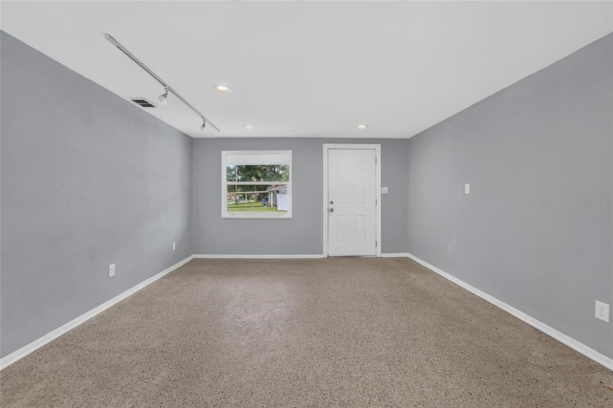 506 SHAMROCK ROAD — photo 7 of 51