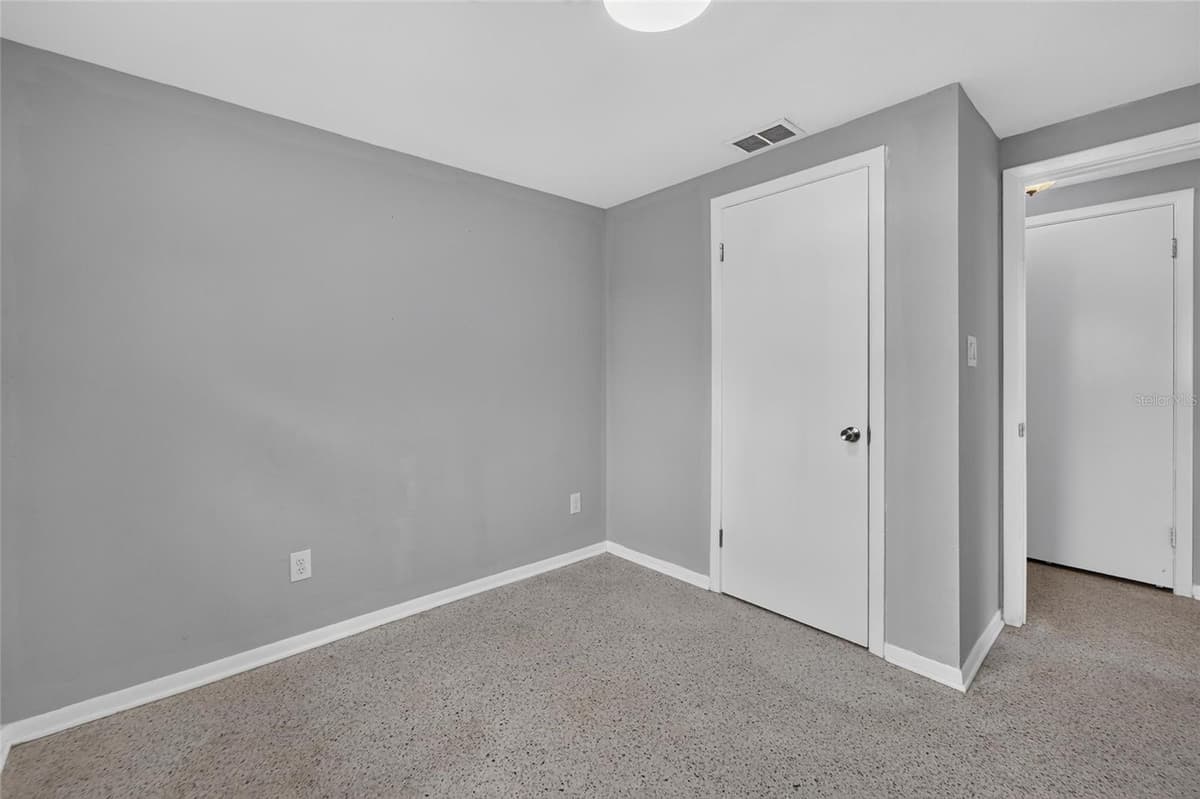 506 SHAMROCK ROAD — photo 22 of 51