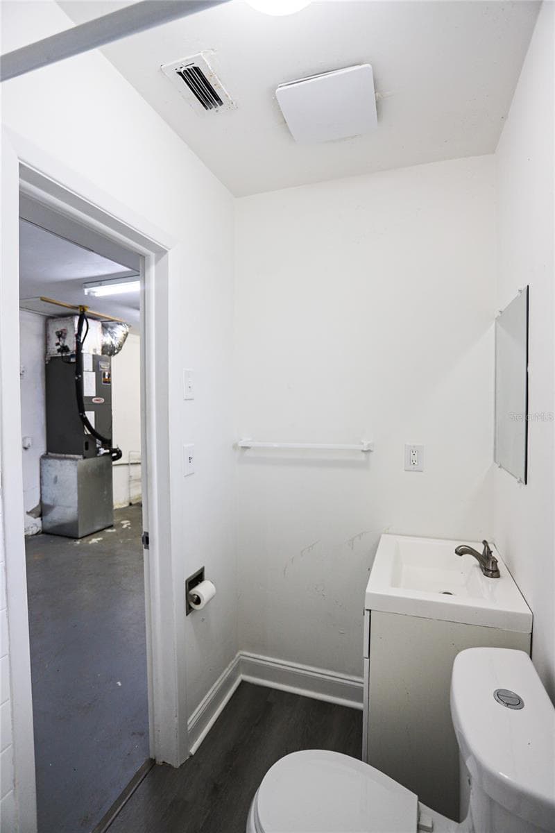 10011 110TH STREET — photo 24 of 25